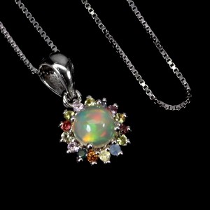 Srebrny naszyjnik delikatny naturalny ognisty opal szafiry Songea elegancki