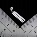 925 Delikatny elegancki wisiorek srebrny naturalne rubiny
