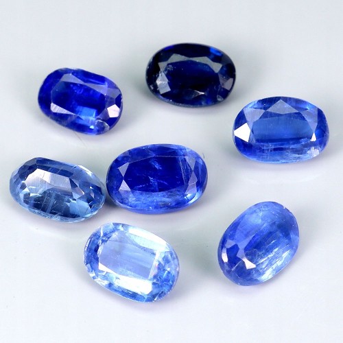 Kianity kamienie naturalne 4.53 ct 7 sztuk