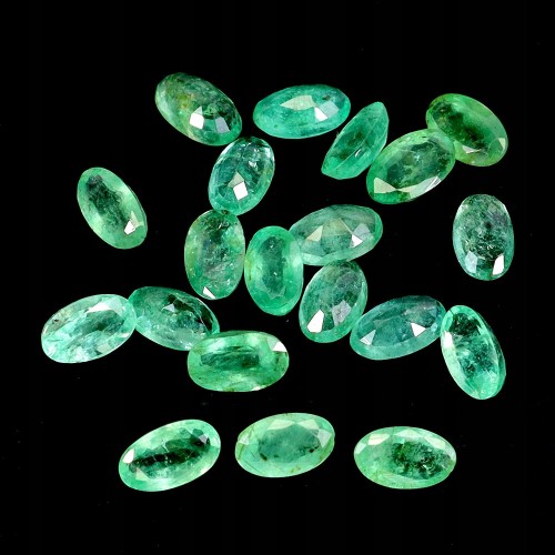 Szmaragdy kamienie naturalne 4.24 ct 20 sztuk