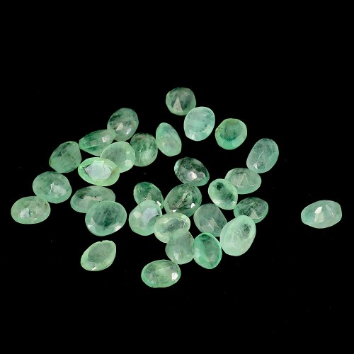 Szmaragdy kamienie naturalne 4.39 ct 31 sztuk