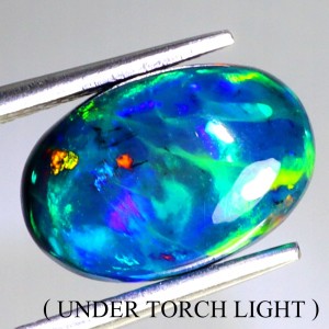 Opal czarny kamień naturalny 2.1 ct