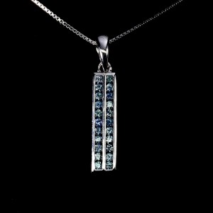 Delikatny srebrny naszyjnik 925 naturalne szafiry niebieskie elegancki