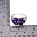 Piękny elegancki pierścionek 925 srebrny naturalne ametysty oliwiny r 17.5