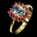 Delikatny elegancki pierścionek srebro natural sky blue topaz rubiny r 13.5