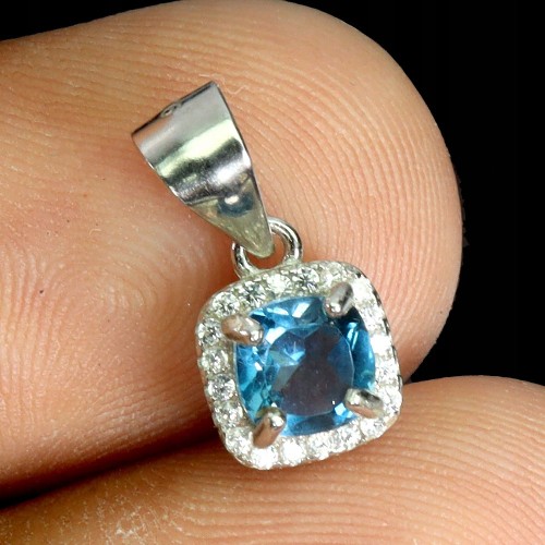 Delikatny elegancki wisiorek srebrny naturalny topaz london cyrkonie 925