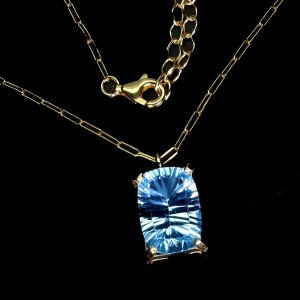 Piękny srebrny zjawiskowy elegancki naszyjnik naturalny Sky Blue topaz 925