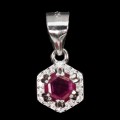 Delikatny elegancki wisiorek srebrny naturalny rubin cyrkonie 925