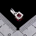 925 Delikatny minimalistyczny elegancki wisiorek srebrny naturalny rubin