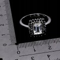 925 Srebrny elegancki pierścionek naturalny biały topaz czarne spinele r 17