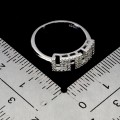 925 Srebrny piękny delikatny pierścionek elegancki cyrkonie r 11