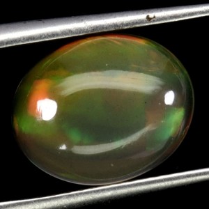 Opal ognisty kamień naturalny 3.1 ct