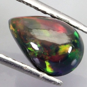 Opal czarny kamień naturalny 2 ct