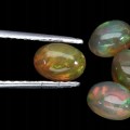 Opale ogniste 4.78 ct kamienie naturalne 8 sztuk