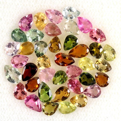 Turmaliny kamienie naturalne 4.98 ct 40 sztuk