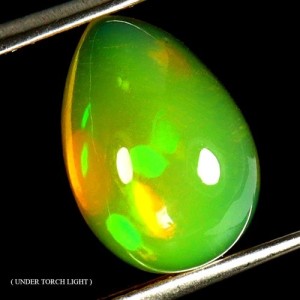 Opal ognisty kamień naturalny 3.84 ct