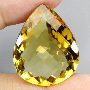 Cytryn kamień syntetyczny 30.85 ct
