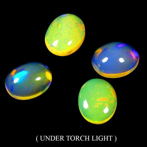 Opale ogniste 6.16 ct kamienie naturalne 4 sztuki