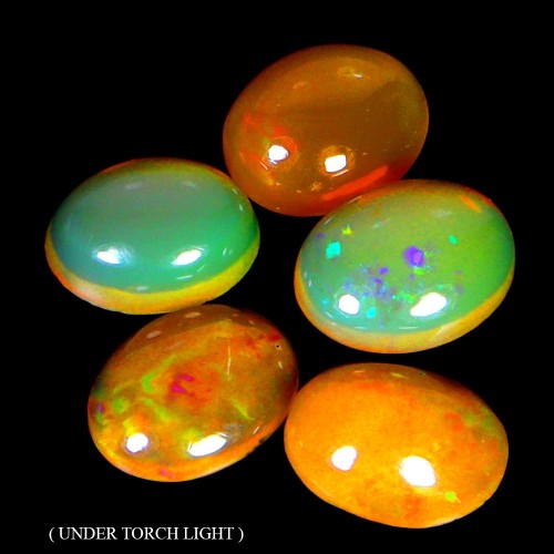 Opale ogniste 5.2 ct kamienie naturalne 5 sztuk