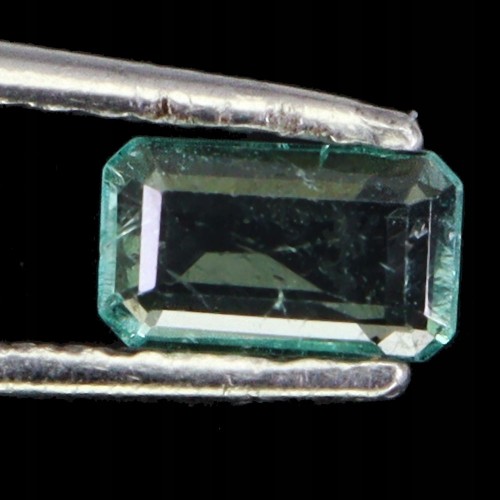 Szmaragd kamień naturalny 0.57 ct
