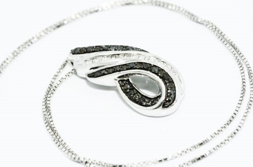 Naszyjnik naturalne diamenty 0.10 ct certyfikat