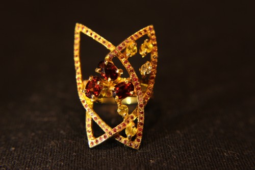 Srebrny pierścionek naturalne szafiry granaty