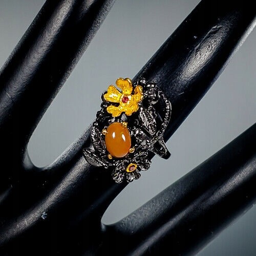 Artistic opal ring  garnet size 16.5 flowers
