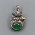 Artystyczny wisiorek chryzopraz diopsydy miś 925