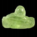 Budda rzeźbiony prehnit kamień naturalny 28.34ct