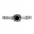 Pierścionek naturalny 0.68ct czarny diament r 12