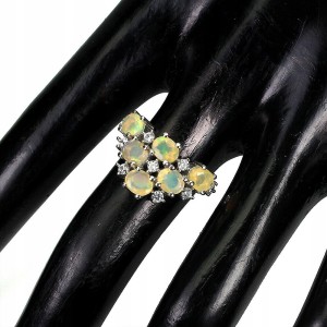 Pierścionek r 14 naturalne opale ogniste cyrkonie