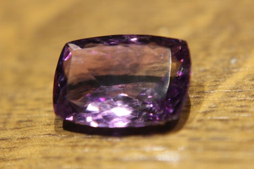Ametyst kamień naturalny 2.82g (14.1ct)
