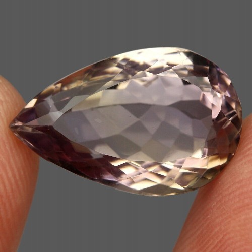 Ametryn kamień naturalny VVS 13.4ct